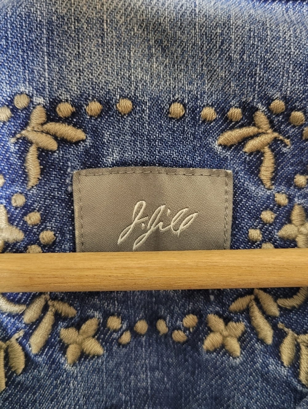 J. Jill Vintage Jean Jacket - Picture 9 of 11